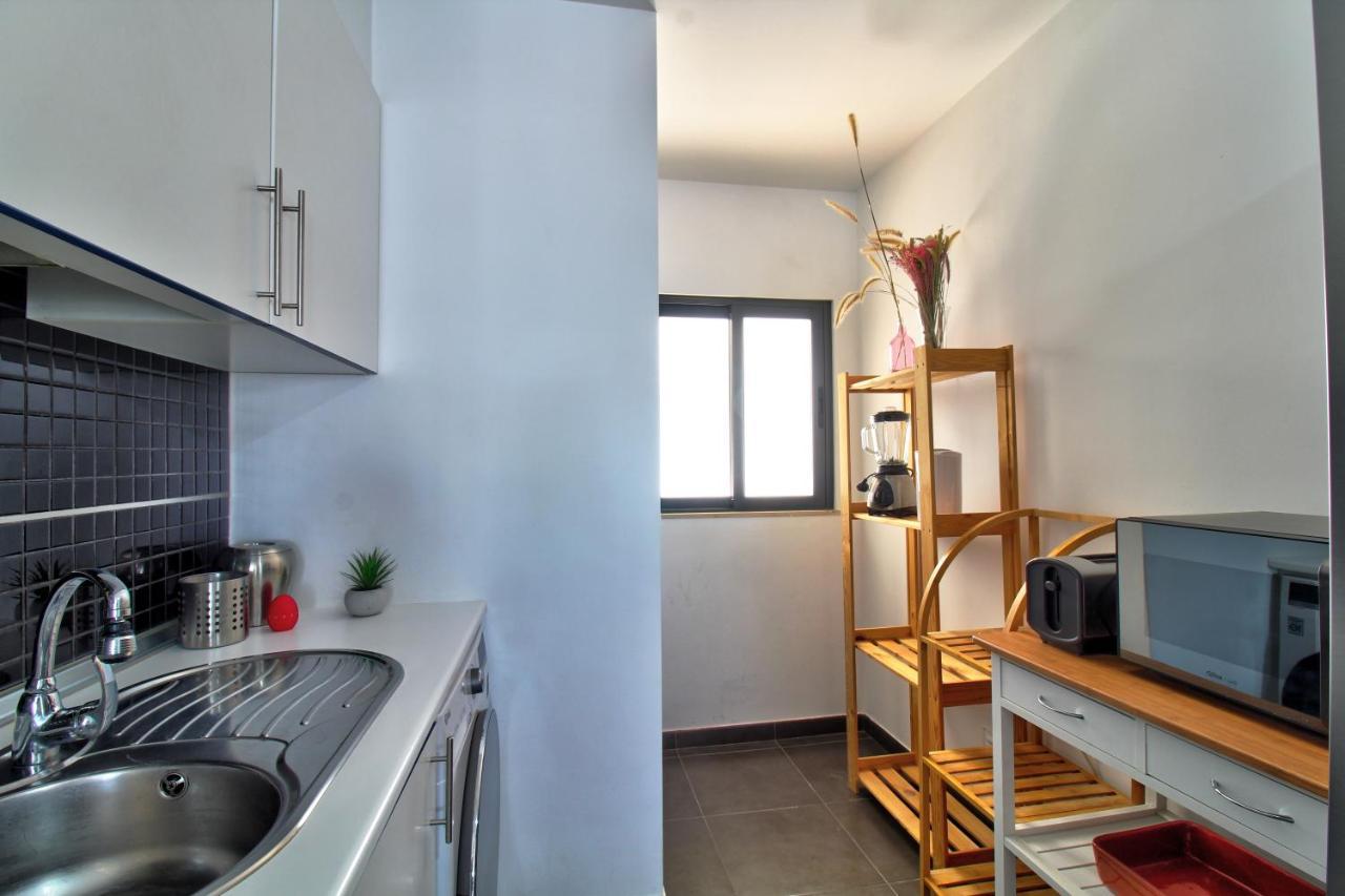 Center Location, Ac, Swimming Pool, And Parking Olhão Exterior foto