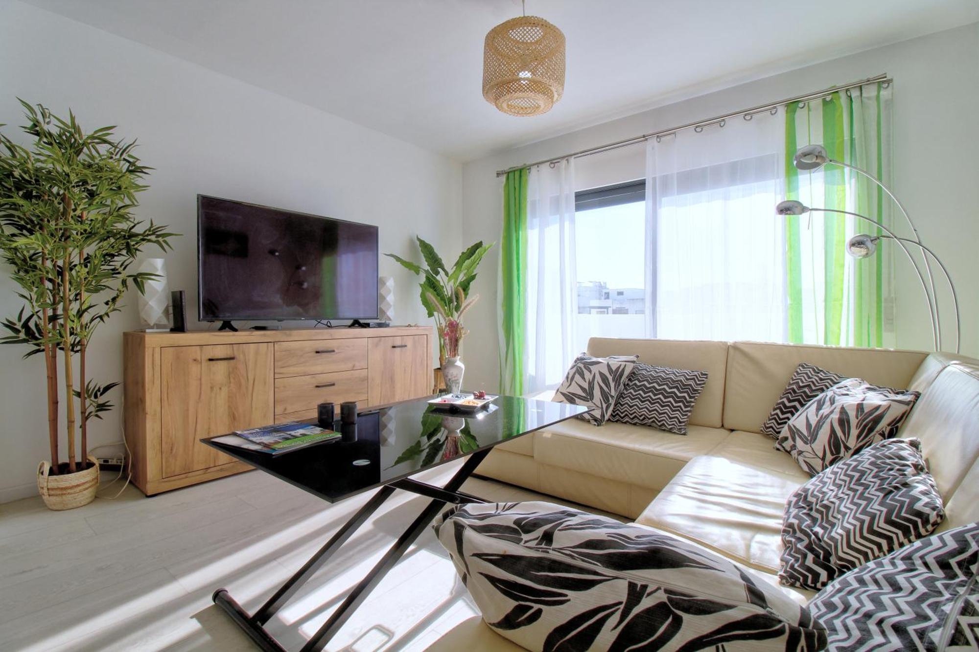 Center Location, Ac, Swimming Pool, And Parking Olhão Exterior foto