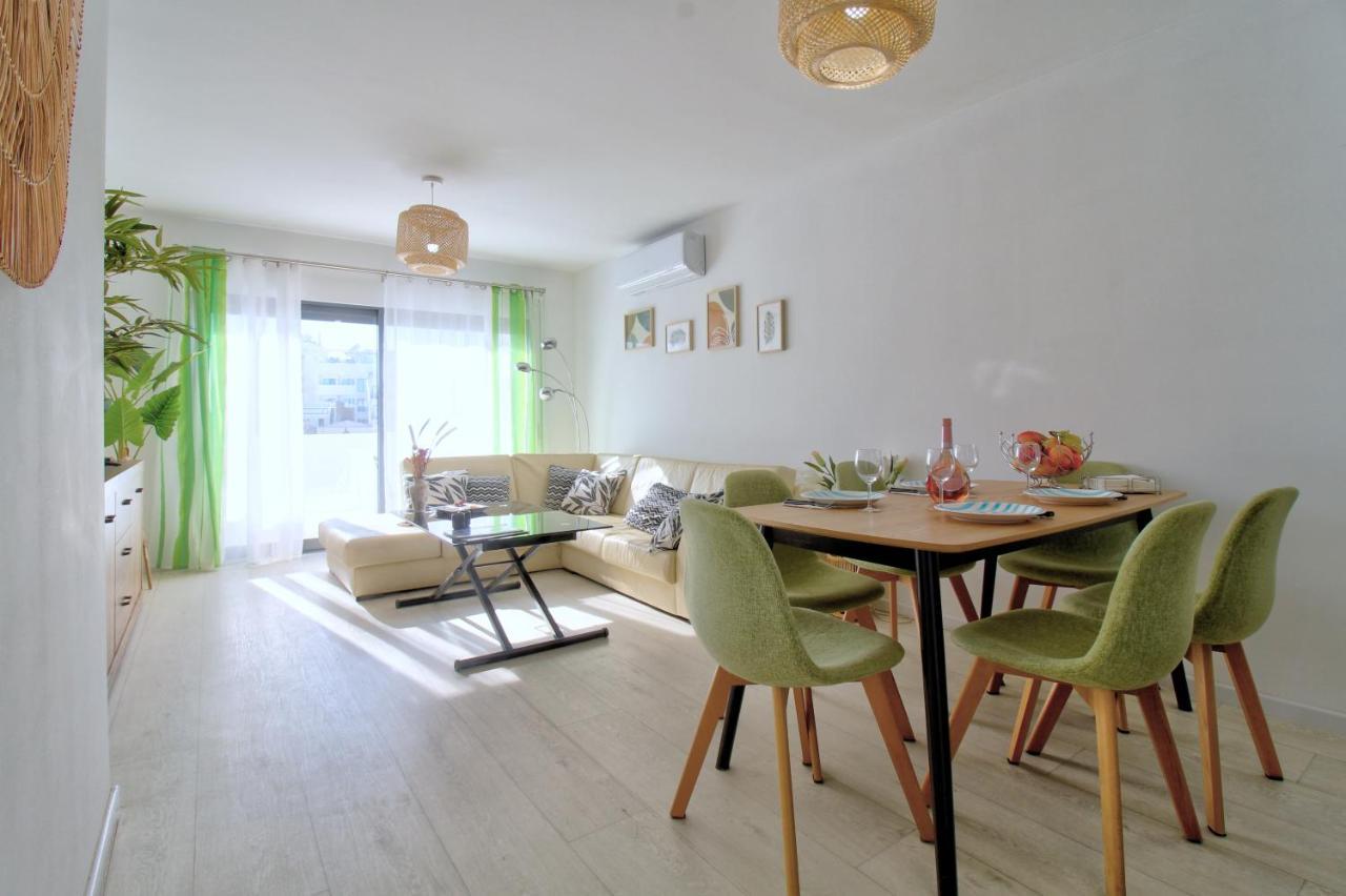 Center Location, Ac, Swimming Pool, And Parking Olhão Exterior foto